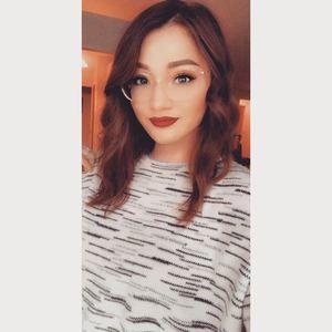 Meet your Posher, Rebecca